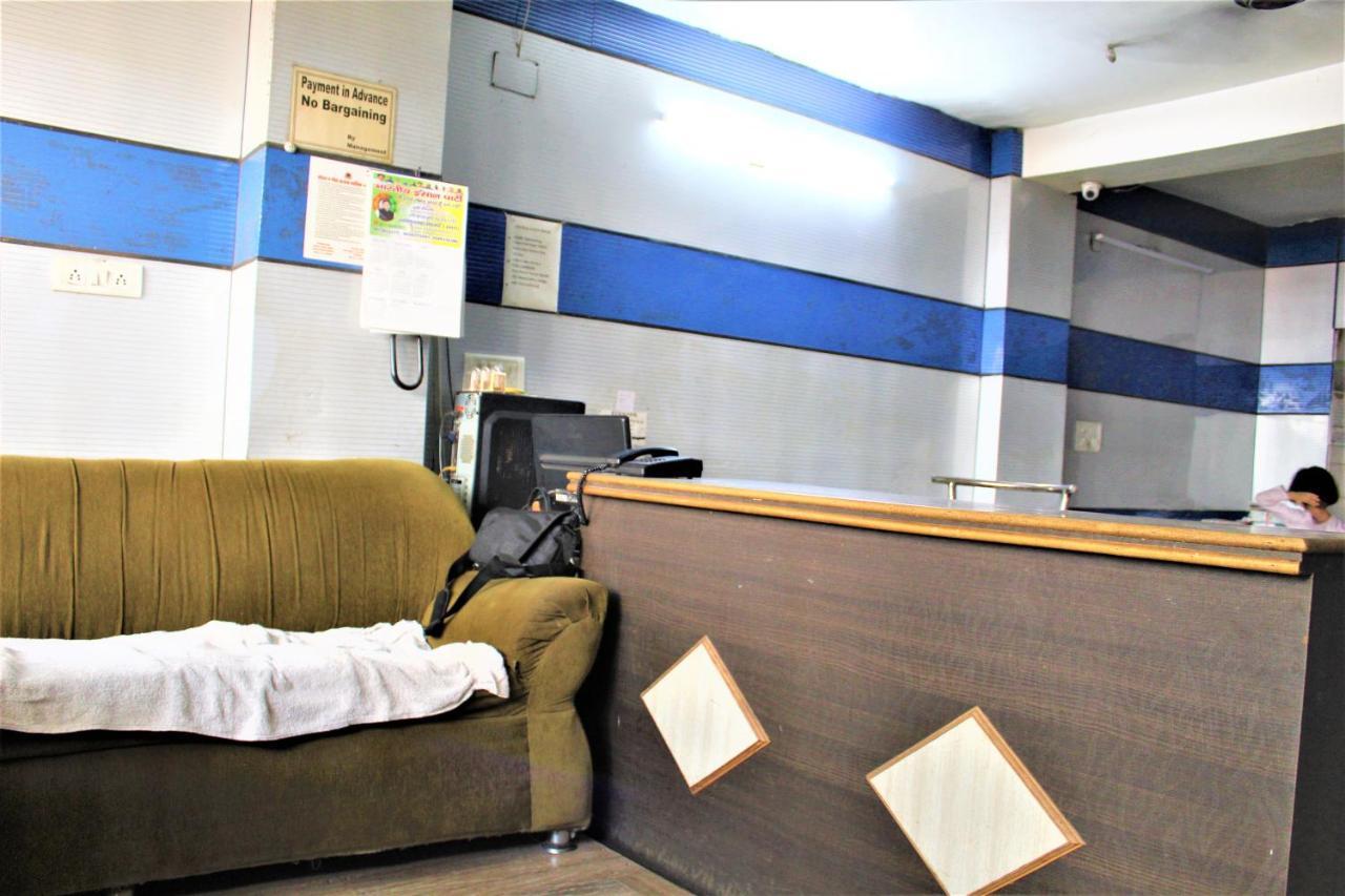 Central Guest House , Walk In Dargah & Markaz New Delhi Bagian luar foto